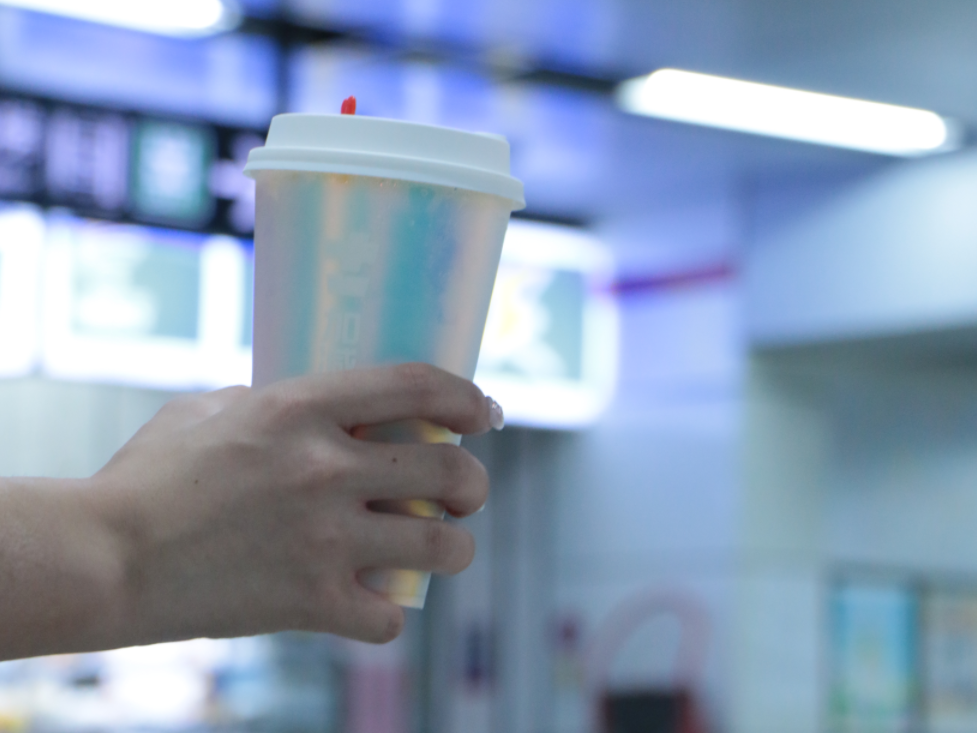 赏金船长茶饮|投资奶茶加盟店应如何将风险降低？
